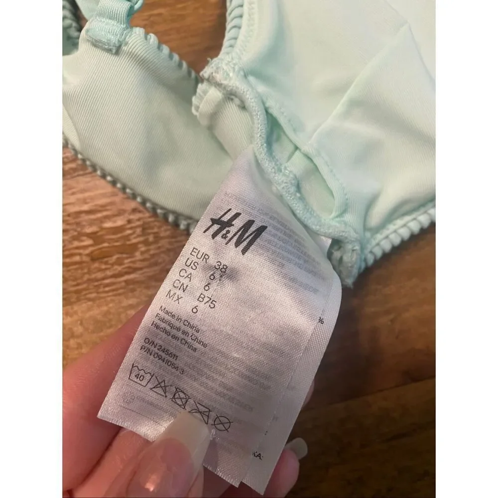 H&M size 6 soft green bikini top swimwear
